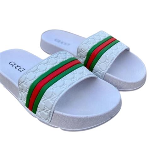 chinelo slide masculino gucci